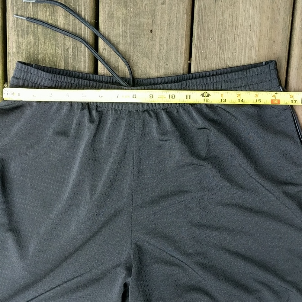 Men's Reebok Athletic Shorts - Picture 6 of 7